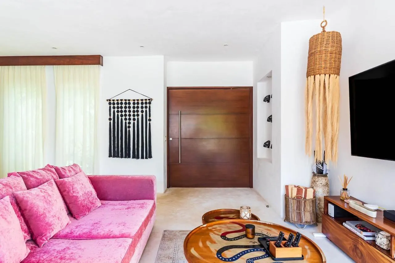 Villa Ek'Balam & Villa Flamingo, Luxury Villas, Private Pool, Private Garden, Jacuzzi, 24H Security Tulum Mexico