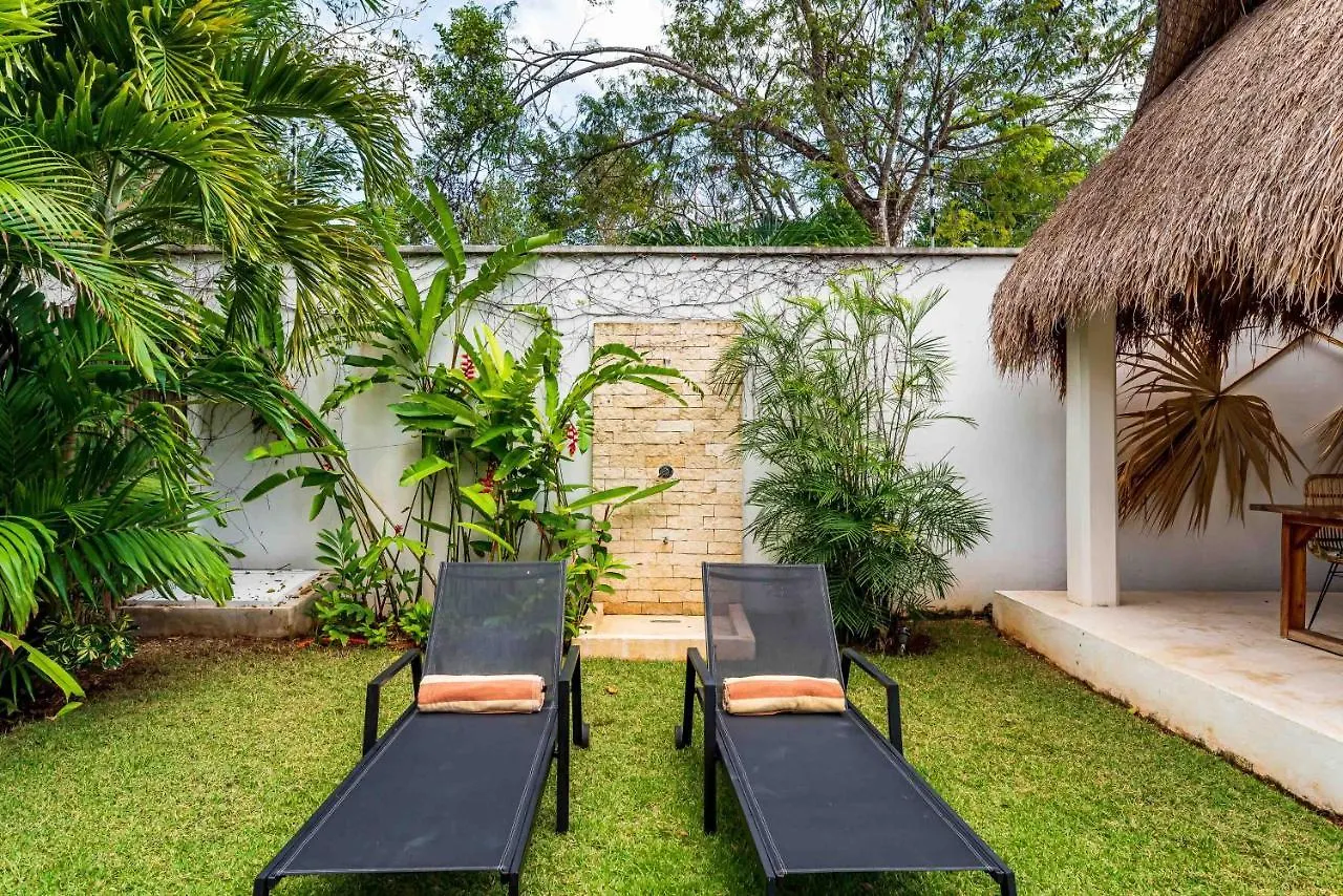 Villa Ek'Balam & Villa Flamingo, Luxury Villas, Private Pool, Private Garden, Jacuzzi, 24H Security Tulum