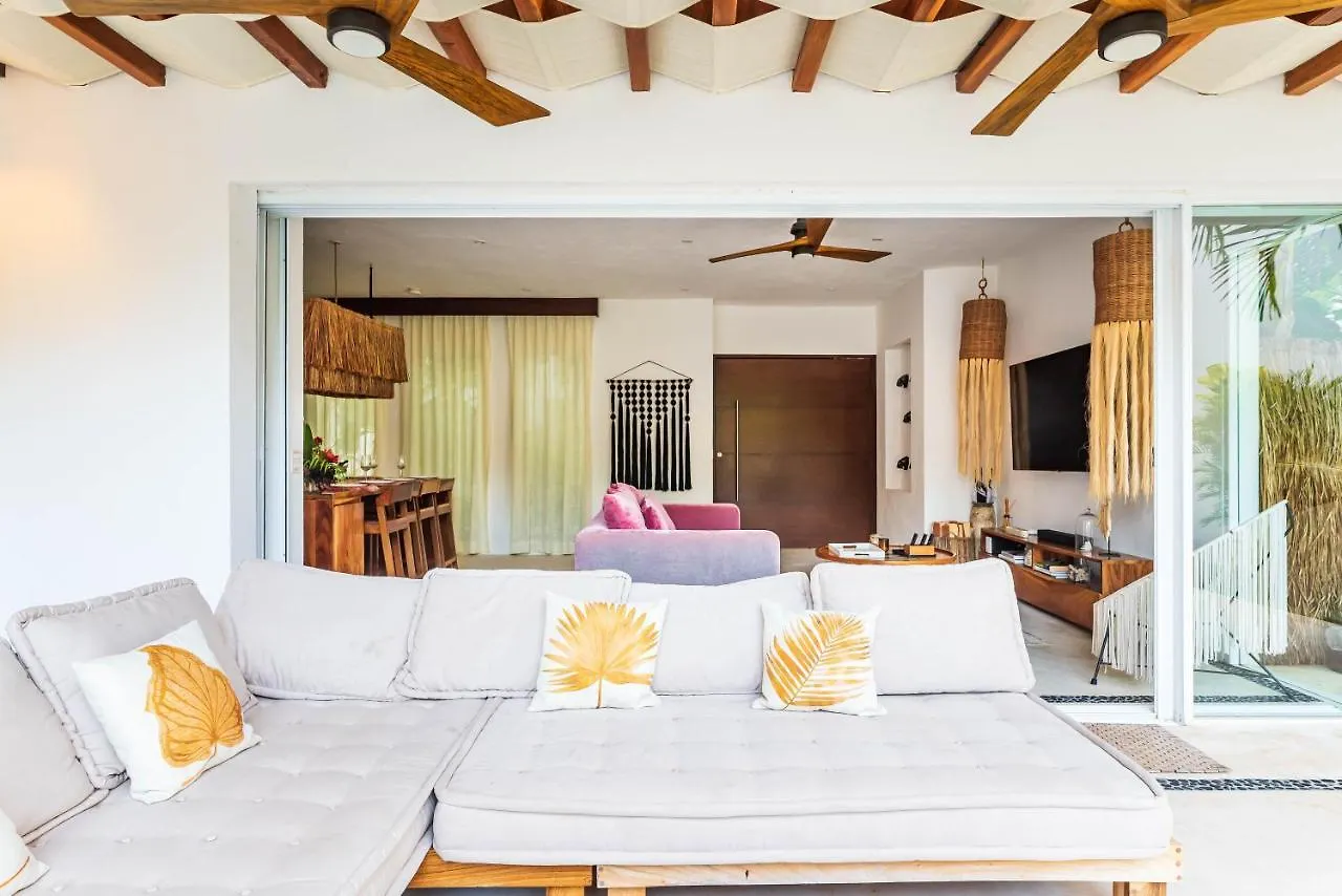 Villa Ek'Balam & Villa Flamingo, Luxury Villas, Private Pool, Private Garden, Jacuzzi, 24H Security Tulum 0*,