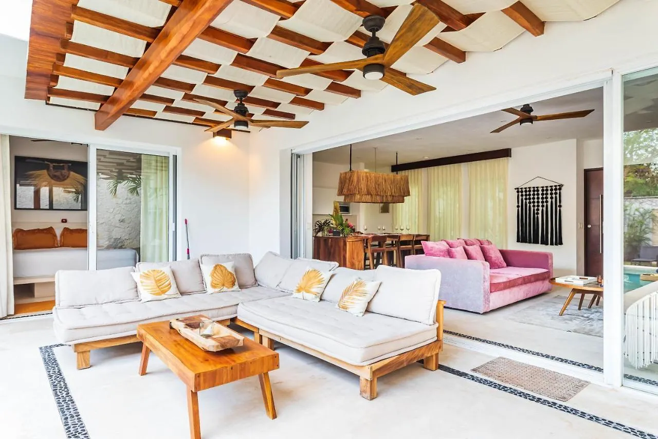 Villa Ek'Balam & Villa Flamingo, Luxury Villas, Private Pool, Private Garden, Jacuzzi, 24H Security Tulum